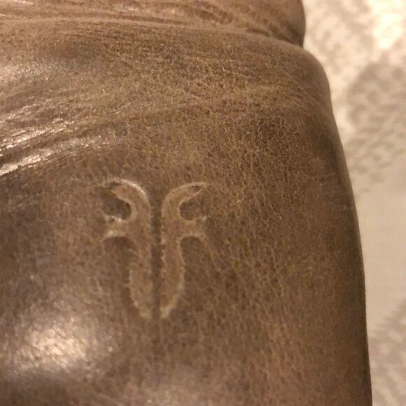 Frye Grey Distressed Paige Tall Pull-on Boots Size 8 - Picture 4 of 8